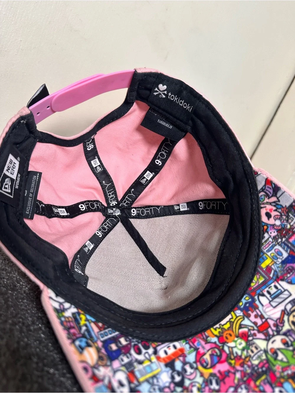 Tokidoki X New Era Women’s Pink Embroidered Hat Multicolor Brim OSFM SnapBack